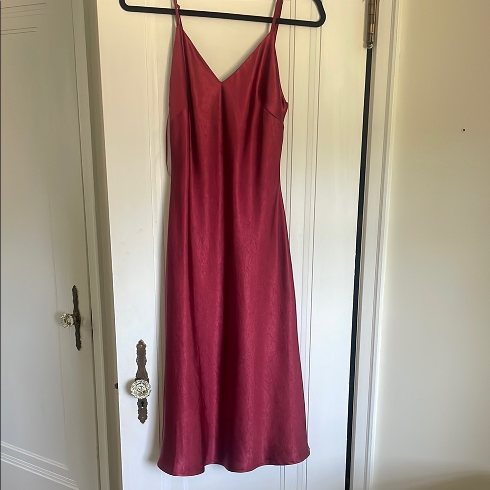 Dress Forum Red Midi Dress